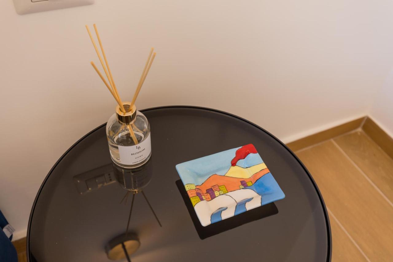 Blu Parthenope Suites Neapol Zewnętrze zdjęcie