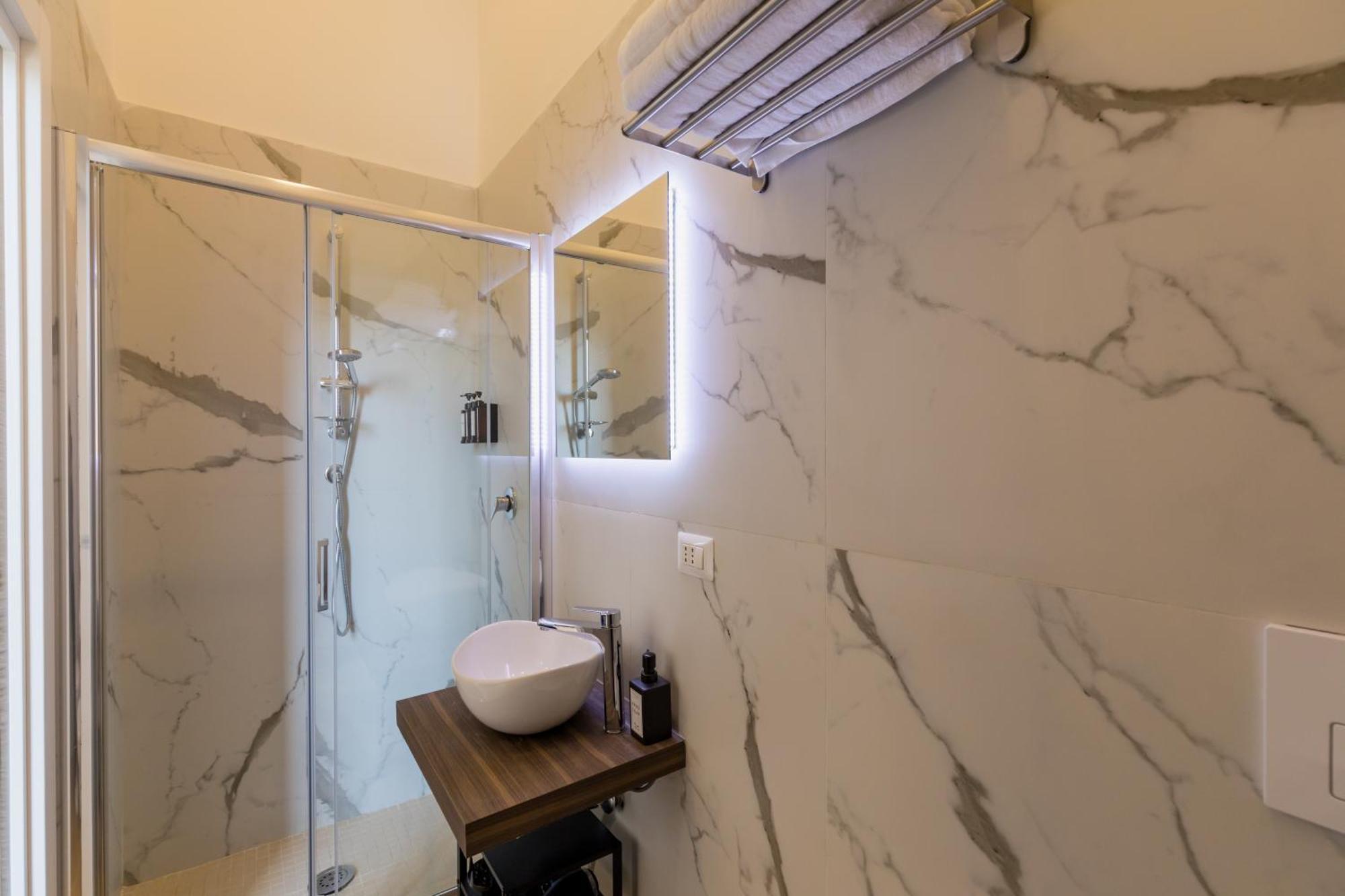 Blu Parthenope Suites Neapol Zewnętrze zdjęcie